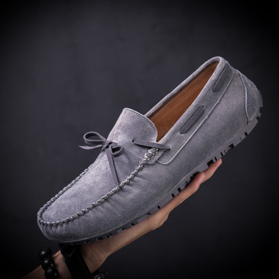 Σύγχρονα μοκασίνια από διάτρητο οικολογικό δέρμα με κορδέλα