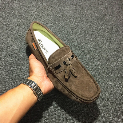 Μοντέρνα μοκασίνια από οικολογικό σουέτ με επίπεδη σόλα