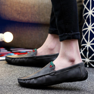 Κομψά  μοκασίνια με επίπεδη σόλα από οικολογικό δέρμα