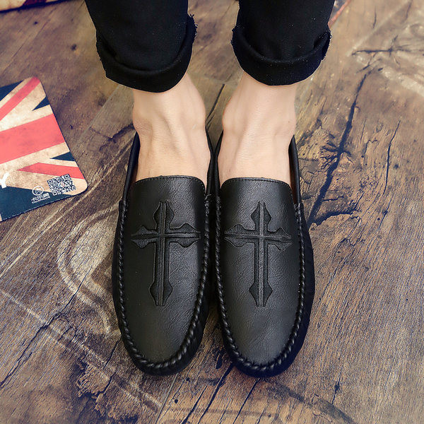 Κομψά  μοκασίνια με επίπεδη σόλα από οικολογικό δέρμα