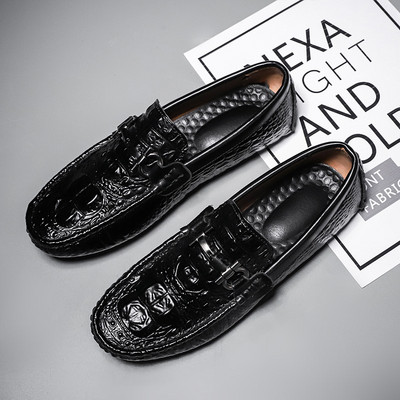 Νέο μοντέλο ανδρικά μοκασίνια έκο δερμάτινα με μεταλλική διακόσμηση