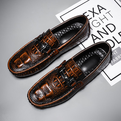 Νέο μοντέλο ανδρικά μοκασίνια έκο δερμάτινα με μεταλλική διακόσμηση