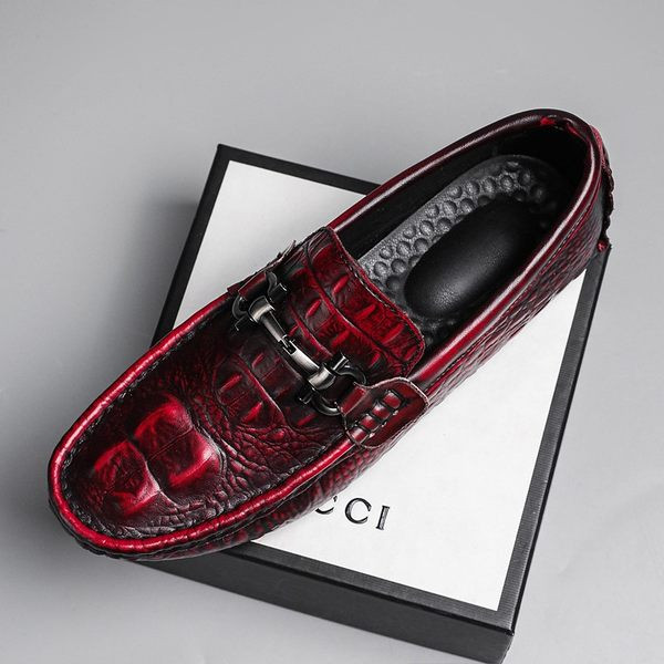 Νέο μοντέλο ανδρικά μοκασίνια έκο δερμάτινα με μεταλλική διακόσμηση