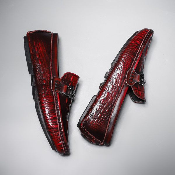 Νέο μοντέλο ανδρικά μοκασίνια έκο δερμάτινα με μεταλλική διακόσμηση