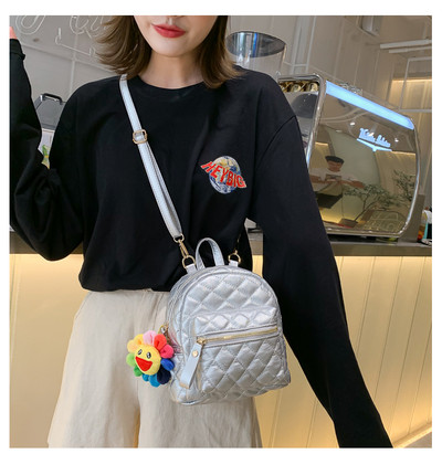 Μικρό καπιτονέ σακίδιο από οικολογικό δέρμα