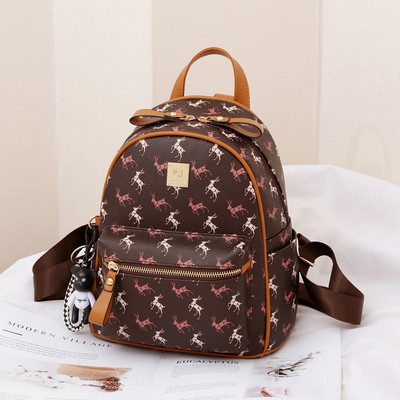 Γυναικείο σακίδιο με μεταλλικό στοιχείο και εφαρμογές