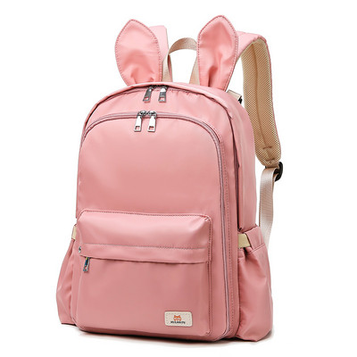 Liela tekstila mugursoma ar 3D elementu