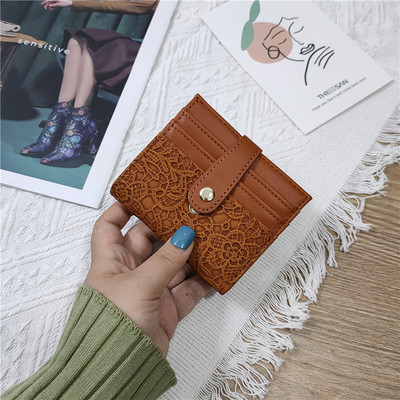 Γυναικείο πορτοφόλι από οικολογικό δέρμα με δαντέλα