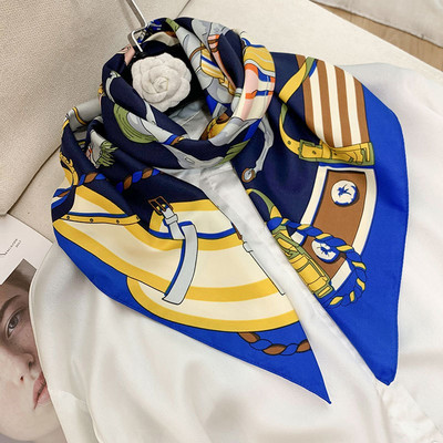 Πολύχρωμα γυναικεία κασκόλ από λεπτό ύφασμα