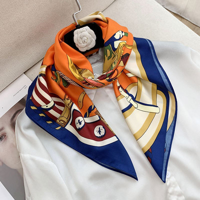 Πολύχρωμα γυναικεία κασκόλ από λεπτό ύφασμα