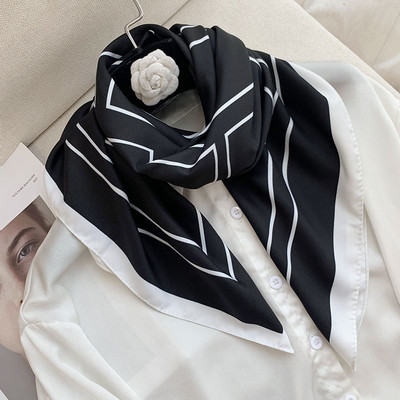 Πολύχρωμα γυναικεία κασκόλ από λεπτό ύφασμα