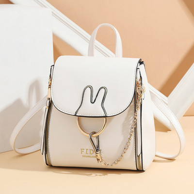 Μοντέρνο γυναικείο σακίδιο από faux δέρμα με μεταλλική αλυσίδα