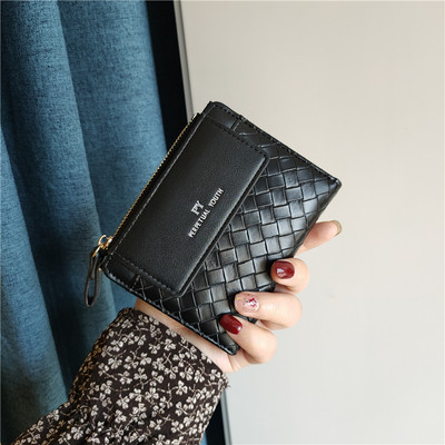 Γυναικείο έκο δερμάτινο πορτοφόλι με επιγραφή και φερμουάρ σε τρία χρώματα