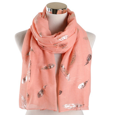 Eșarfă de damă potrivită pentru fiecare sezon cu imprimeu cu pene