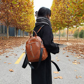 Ikdienas mugursoma sievietēm no eko ādas ar rāvējslēdzējiem