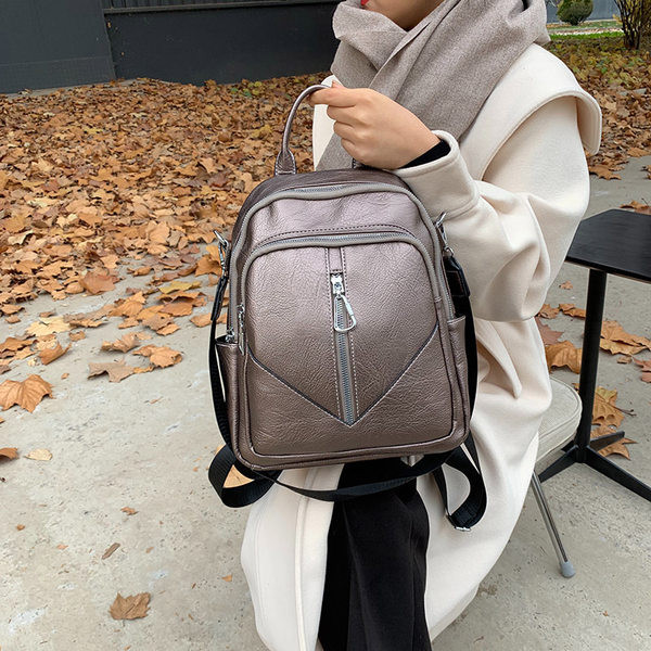 Ikdienas mugursoma sievietēm no eko ādas ar rāvējslēdzējiem