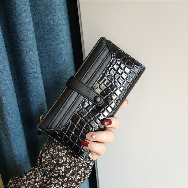 Moderna sieviešu somiņa no eko ādas