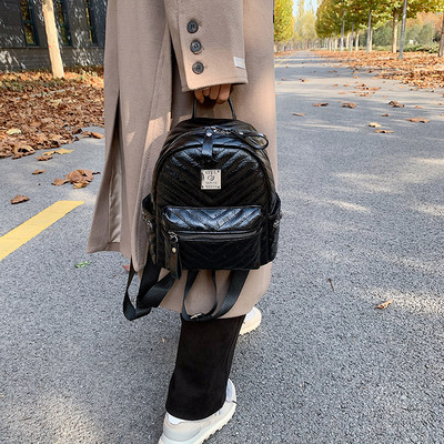 Модерна дамска раница от еко кожа - нов модел