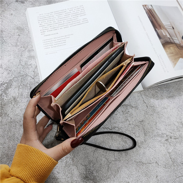 Γυναικείο έκο δερμάτινο πορτοφόλι με φερμουάρ και επιγραφές