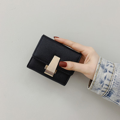 Модерен дамски портфейл от еко кожа със закопчалка