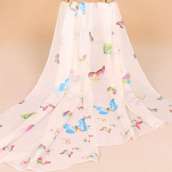 Liblikamustriga naiste sall