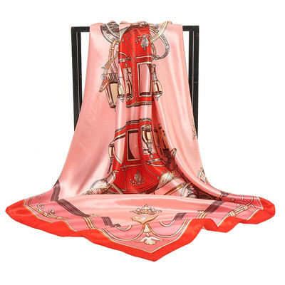 Стилен дамски шал с многоцветен принт 