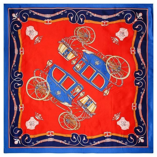 Стилен дамски шал с многоцветен принт 