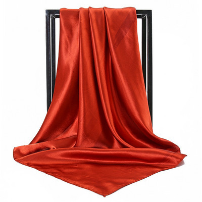 Дамски летен шал от тънка материя с лъскав ефект