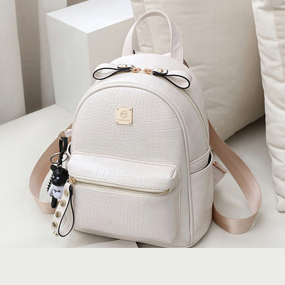 Γυναικείο σακίδιο με ανάγλυφο δερμάτινο φερμουάρ και μεταλλικό στοιχείο