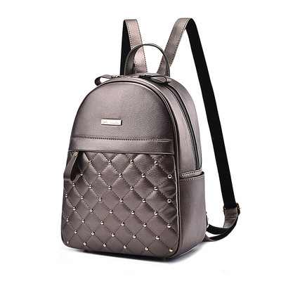 Γυναικείο σακίδιο με πλαϊνές τσέπες από δέρμα