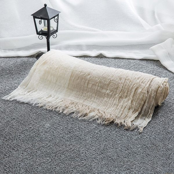 Sieviešu vasaras šalle ar bārkstīm