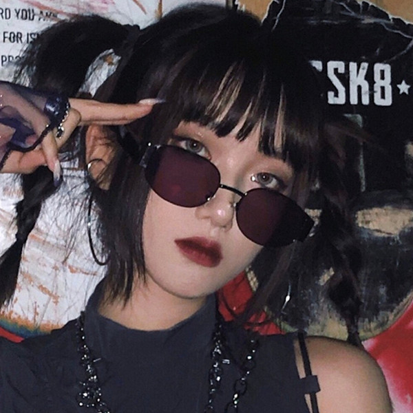 Γυναικεία μοντέρνα ρετρό γυαλιά ηλίου