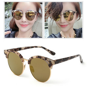 Σύγχρονα γυναικεία γυαλιά ηλίου - σε διάφορα χρώματα