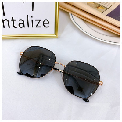 Μοντέρνα στρογγυλά γυαλιά ηλίου