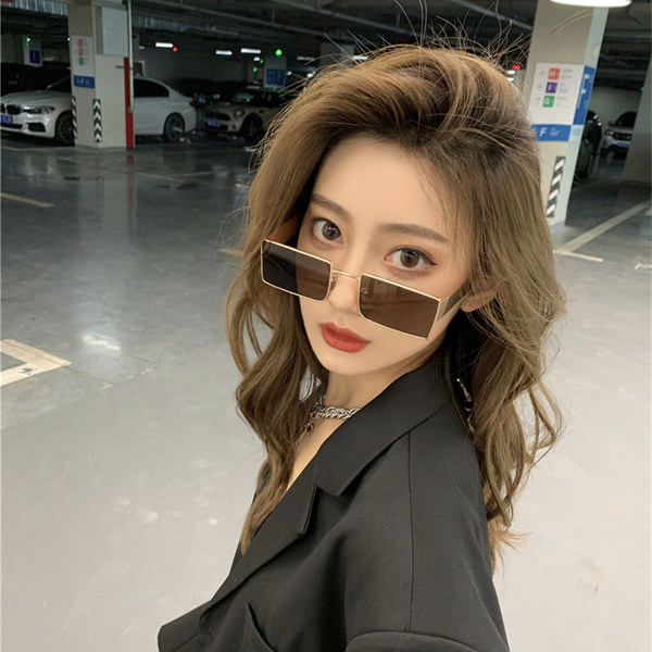 Γυναικεία γυαλιά ηλίου-ρετρό στιλ