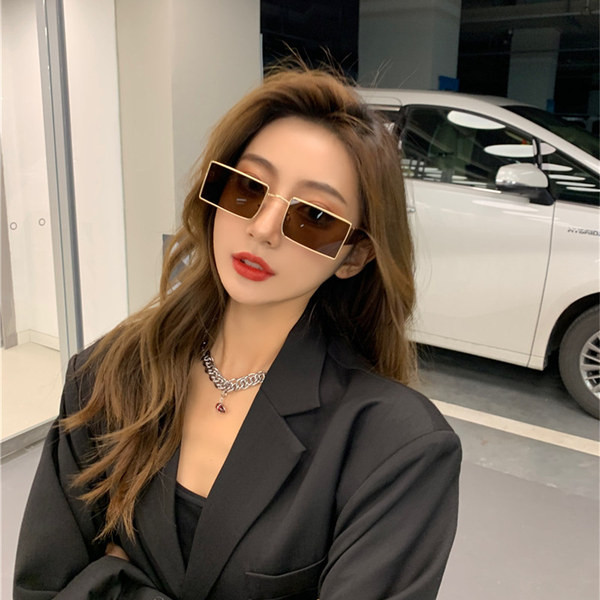 Γυναικεία γυαλιά ηλίου-ρετρό στιλ