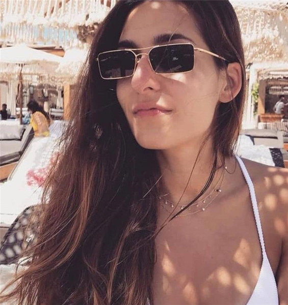 Γυναικεία γυαλιά με ορθογώνιο σχήμα σε στυλ ρετρό