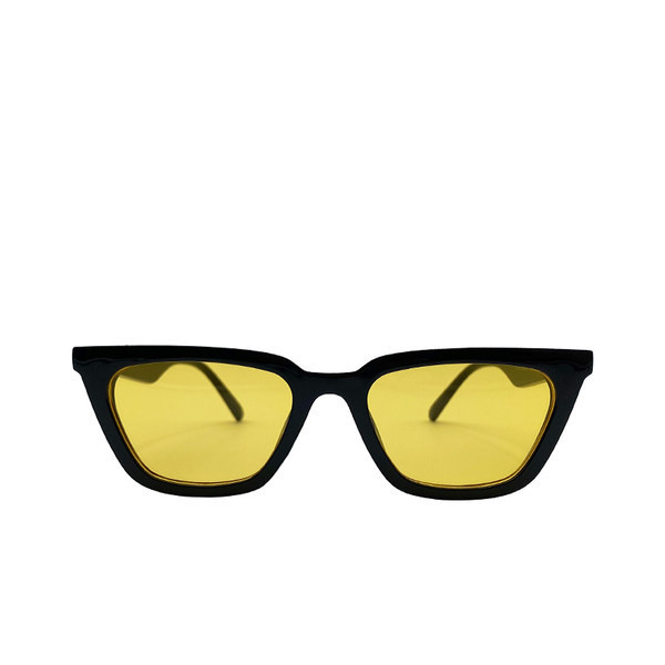 Νέο μοντέλο γυναικεία γυαλιά σε στυλ ρετρό