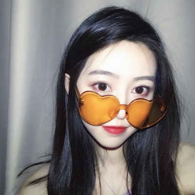 Καθημερινά γυναικεία γυαλιά ηλίου σε σχήμα καρδιάς