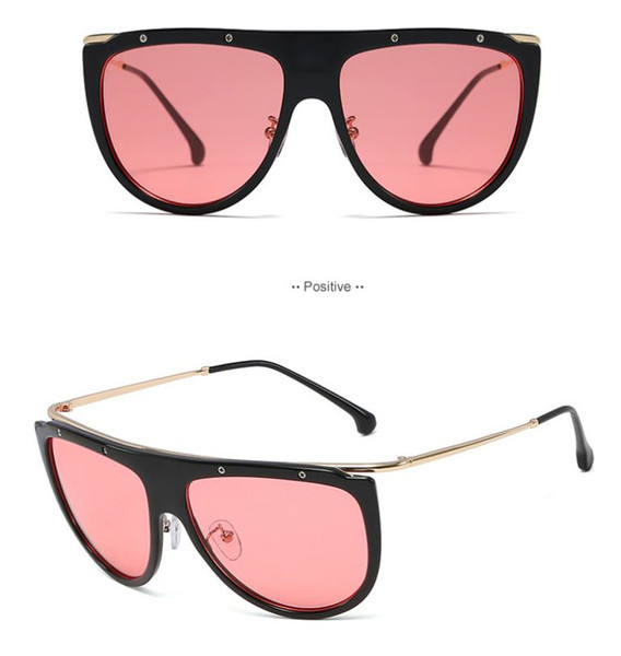 Μοντέρνα γυαλιά ηλίου για γυναίκες