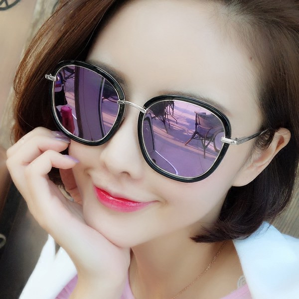 Γυναικεία γυαλιά ηλίου casual σε στυλ ρετρό