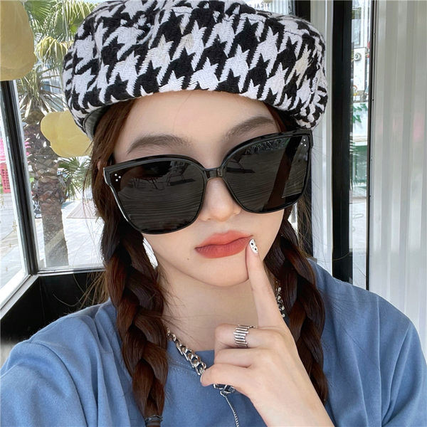 Γυναικεία γυαλιά ηλίου