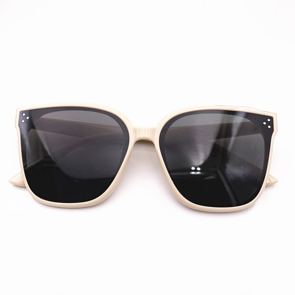 Γυναικεία γυαλιά ηλίου