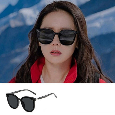 Γυναικεία γυαλιά με λεπτό σκελετό