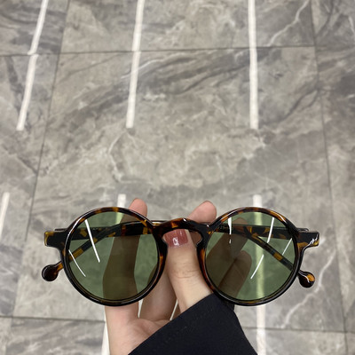 Γυναικεία στρογγυλά γυαλιά σε διάφορα χρώματα