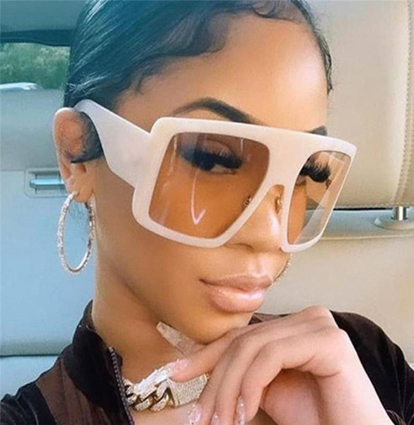 Μοντέρνα γυαλιά ηλίου τύπου μάσκας