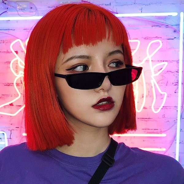 Stilīgas saulesbrilles kvadrāta formā