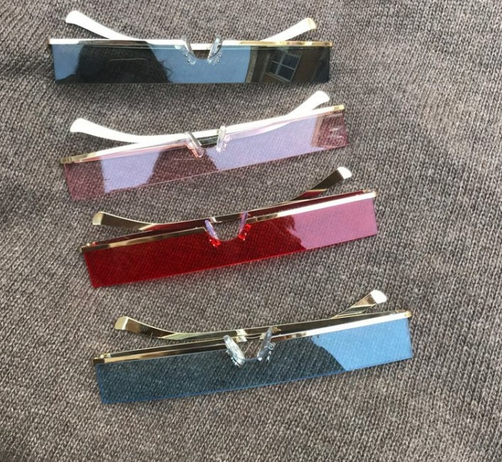 Νέο μοντέλο ανδρικά γυαλιά με ορθογώνιο σχήμα σε πέντε χρώματα