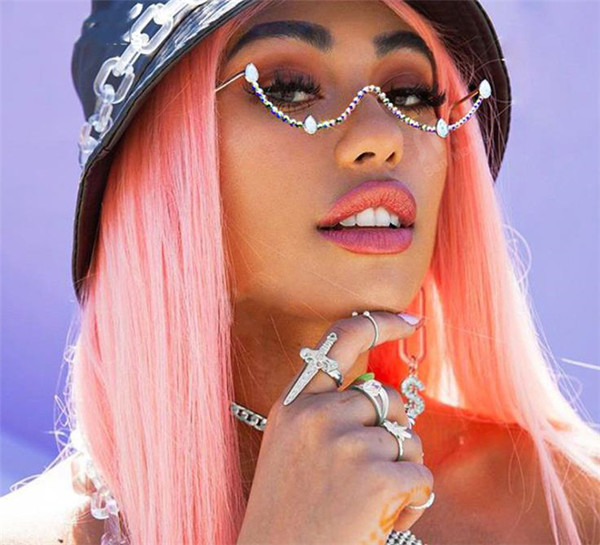 Γυναικεία γυαλιά με μη τυποποιημένο σχήμα και πέτρες διακόσμησης