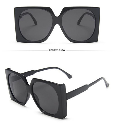 Μεγάλα τετράγωνα γυναικεία γυαλιά ηλίου